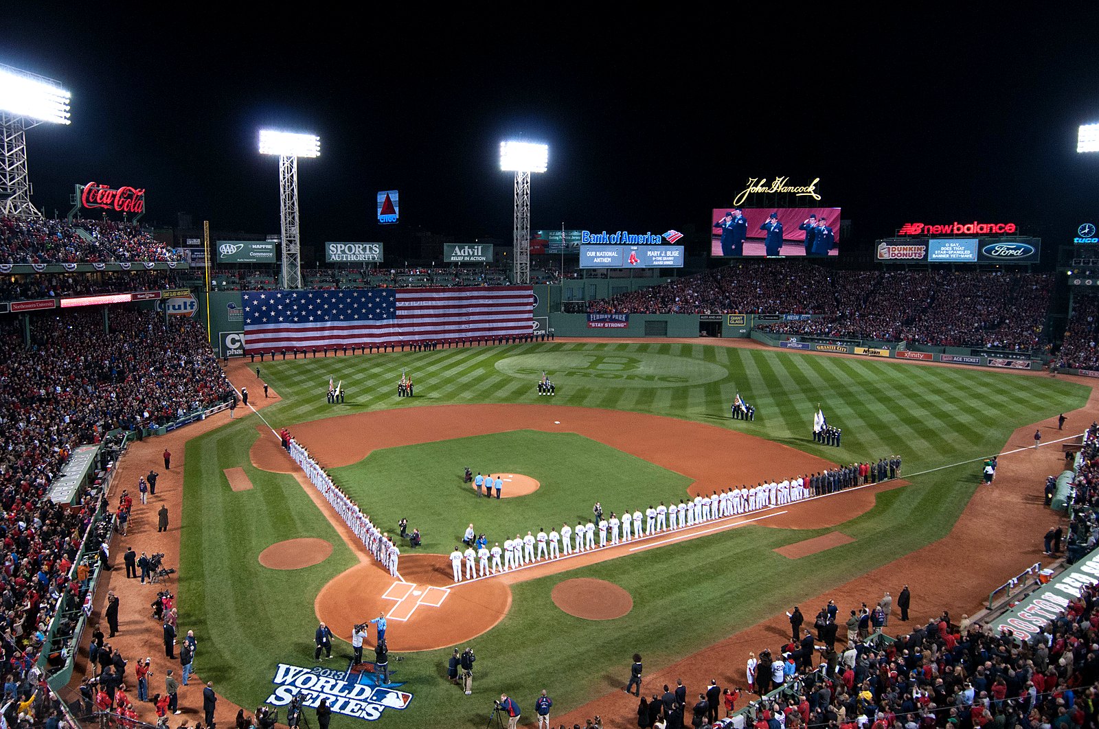 Suki Waterhouse at MGM Music Hall at Fenway Park