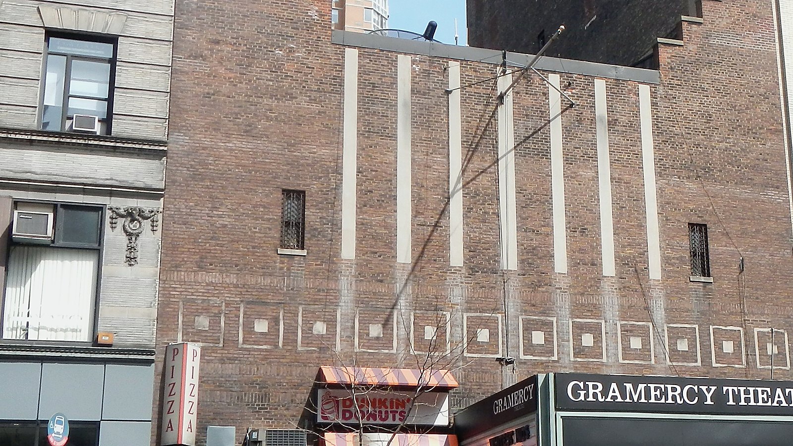 The Welsh Twins at Gramercy Theatre
