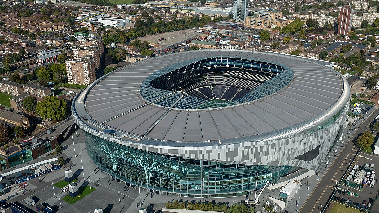 Tottenham Hotspur Fc vs Hull City Afc at Tottenham Hotspur New Stadium