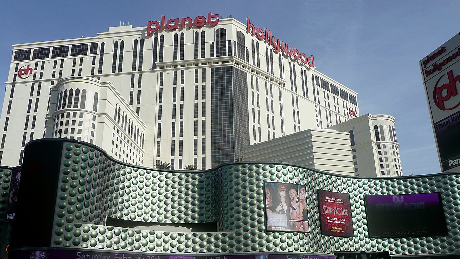 V The Ultimate Variety Show at V1 V Theater - Planet Hollywood Resort & Casino